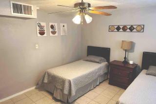 Corner Gem Near Yarbrough Zaragoza I10 unit 1 - El Paso - 8