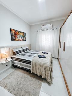 Casa super confortável 1 suite 1 quarto 2WC Cozinha completa Jardim Prox ao Shopping e ao Hospital Regional - 3