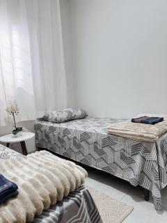 Casa super confortável 1 suite 1 quarto 2WC Cozinha completa Jardim Prox ao Shopping e ao Hospital Regional - 8