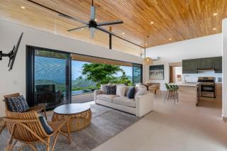 Mountainside Home with Modern Design Sweeping Ocean Views & Private Swimming Pool - Potrero - 7