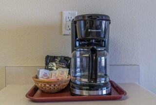 Steps to the Sand Ground Floor Beachfront Condo - Sleeps 4 Pool and Sauna - Lincoln City - 6