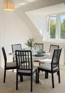 Spacious 3B Duplex Durham Centre - - 2