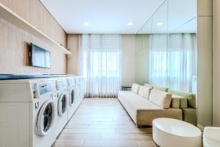 Apartamento com VISTA - PISCINA - SAUNA - GARAGEM - SANTA CECILIA - 1