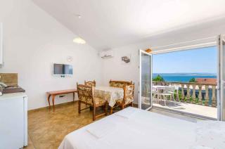 Apartment in Crikvenica with One-Bedroom 4 - 4