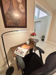 Pyramid Studio + free parking&wifi/ 5%off - Tampa - 7