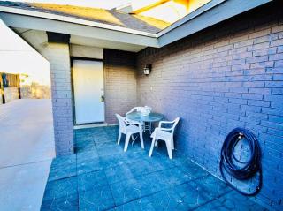 Entire Home Near Montwood Zaragoza - El Paso - 1