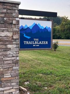 Meadow Room At The Trailblazer Unit 8 - 2