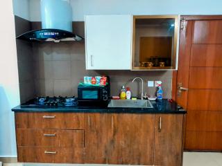 Peaceful and Luxury One Bed Studio Apartment - Islamabad - 5