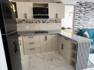 Tu Apto Ideal! Moderno, Aire Acondicionado, Balcón, 2 Hab - Floridablanca - 3