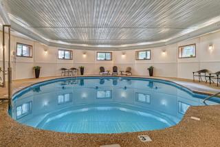 Best Western Plus Traverse City - Traverse City - 3