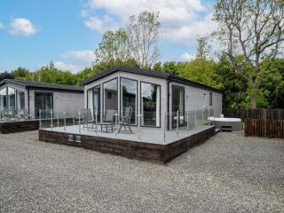 PADDOCK LODGE DELUXE 2 BED CHALET - Perth - 0