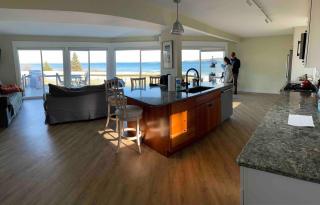 Lamoine Beach House - Lamoine Beach - 6