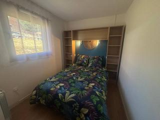 Charmant 2 pièces avec parking dans résidence paisible - FR-1-593-137 - 1