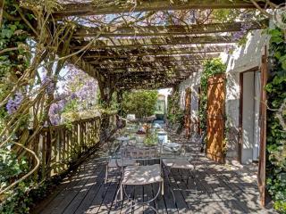 Domaine de Campagne : Charme Authentique avec Piscine et Spa - FR-1-496-364 - Essertines-en-Donzy - 1