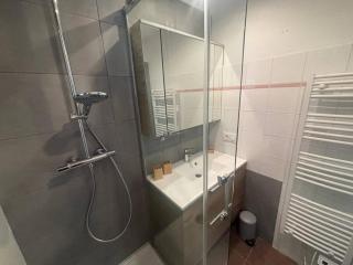 3 pièces spacieux et calme avec parking - FR-1-593-139 - 1