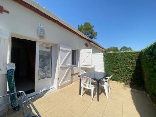 Maison avec piscine proche plage, La Tranche-sur-Mer - FR-1-22-345 - 0