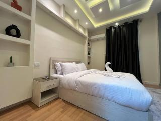 Zeina's apartment in down town - 3