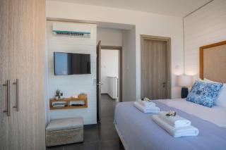 Extraordinary Protaras Villa Villa Leone 3 Bedrooms Private Outdoor Pool Furnished Sun Terrace Shaded Furnished Terrace Private Garden , - Protaras - 2