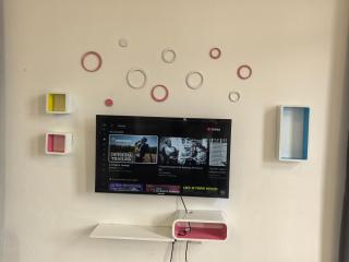 Family Room with Private Bathroom - 8