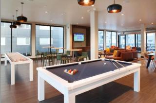 HOTEL-like Condo with Pool and Gym - Montreal - 9
