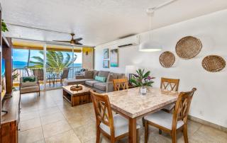 Exclusive oceanfront oasis in Kihei - 4