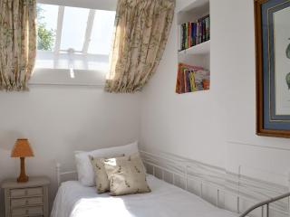 The Courtyard Suite - Oathlaw - 3