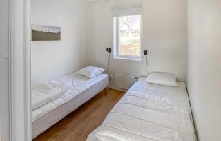 Cozy Home In Söderåkra - 2