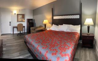 Coratel Inn and Suites By Jasper Roseville - 1