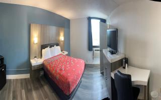 Blue Way Inn and Suites Roseville - Roseville - 7