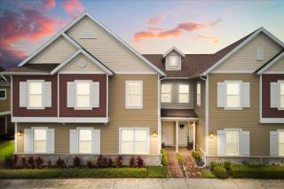 4 Bedrooms45 Bathroomssummerville 2652Ss - 0