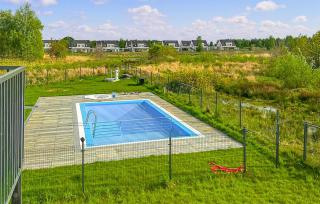 Awesome Apartment In Trzesacz With Swimming Pool - 3