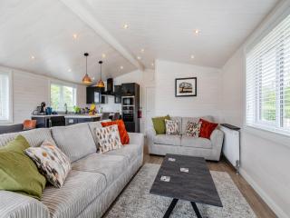 Berberis Lodge - 4