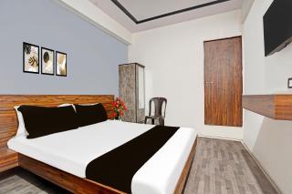 Collection O Kadodara Bus Terminal Formerly Hotel Rudra - Balesar - 1