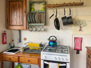 The Cabin In The Woods - Uk49023 - 2