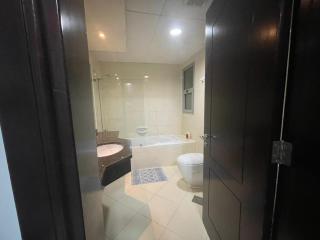 apartment near the beach in Khalidiya new location - Abu Dhabi - 5