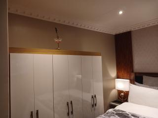Delux Studio apartment - Germiston - 5