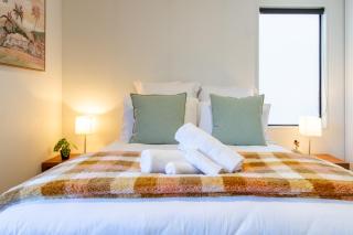 Central 1BR, Car Park, Lift Access and Extra Bed - 6