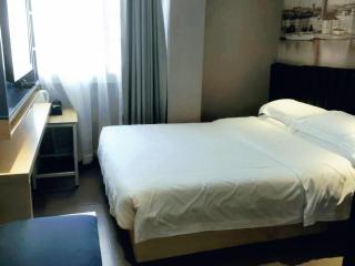Lanyu Hotel-Guangzhou YongQingFang Tourist Scenic Spot Branch-Airport pick-up service - Canton - 5