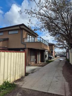 Sredna Home - Braybrook - 4