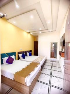 Hotel Shree Radha Rani Palace Near Ramjanambhoomi & Railway Station - Restaurant And Parking Facilities - A Boutique Hotel - Ayodhya - 9
