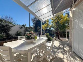 Villa for 6 people with WiFi, parking, and garden - Saint-Raphaël - 0