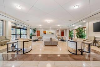 Clarion Hotel & Conference Center - Toms River - 6