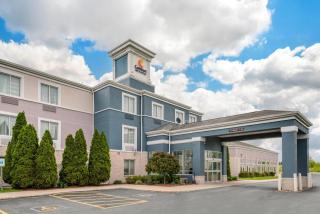 Comfort Inn & Suites Sheboygan I-43 - Sheboygan - 8