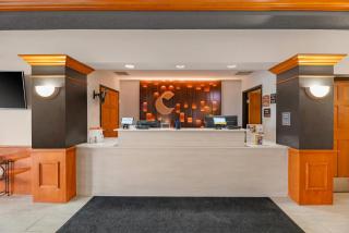Comfort Inn & Suites Sheboygan I-43 - Sheboygan - 4
