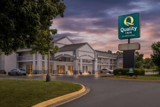 Quality Inn Oak Grove Fort Campbell - 8