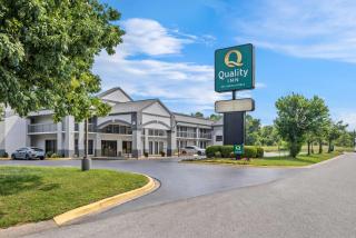 Quality Inn Oak Grove Fort Campbell - 0