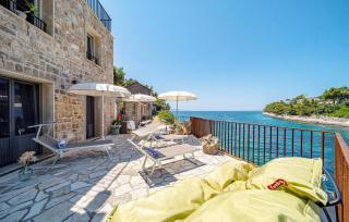 4 Bedroom Gorgeous Home In Korcula - 1