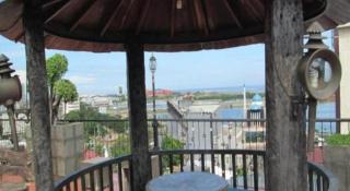 Kenari Tower Hotel - Makassar - 3
