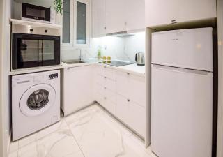 Beautiful & Cozy Central Athens 1bd apt in Syntagma and walk to Plaka - 4
