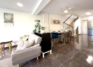 Elegant Beach Villa Moonstone II - 9
